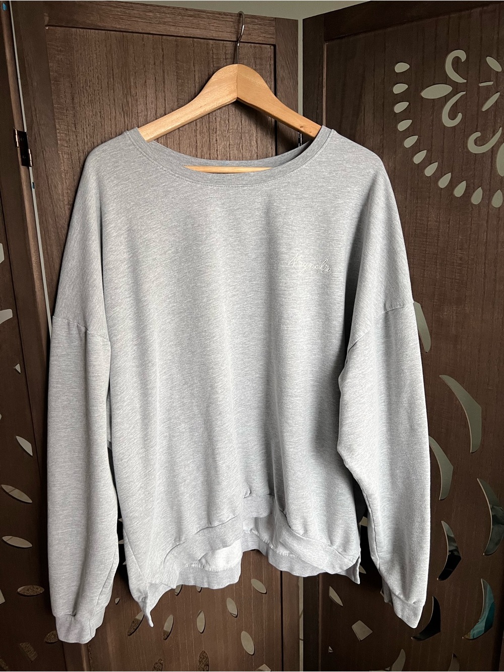 Magnolia Gray Pullover Round Neck Cozy Long Sleeve Sweatshirt Size XXL